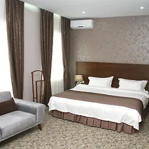 https://old-metekhi.alltbilisihotels.com