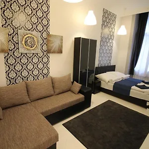 https://vaci-fashion-street-apartment.inbudapesthotels.com